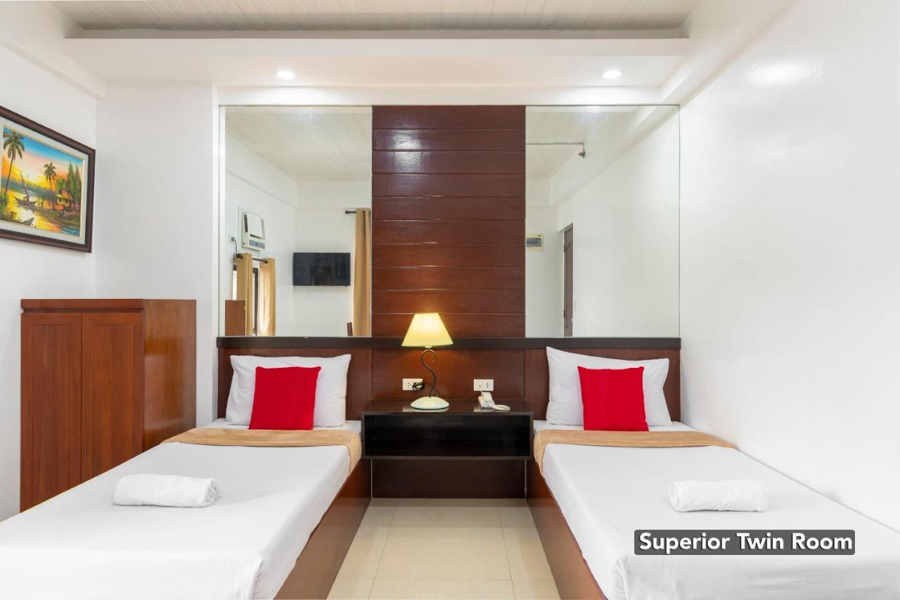 Yellowbell Hotel Batangas Luaran gambar