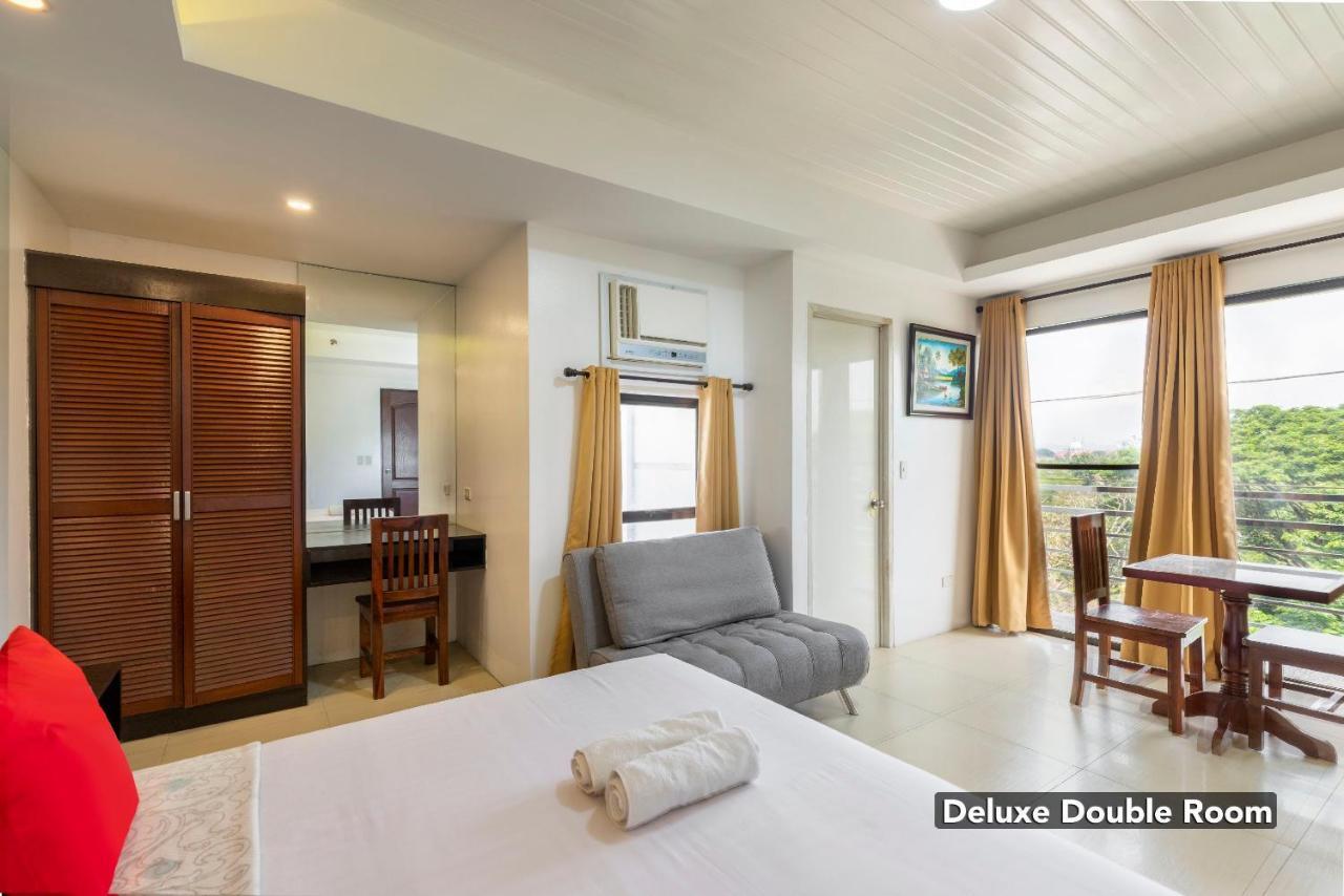 Yellowbell Hotel Batangas Luaran gambar